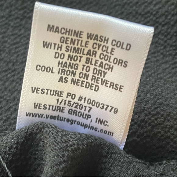 chenault Black tunic top grommet detail at neckline and flared sleeves Size 2x - Picture 8 of 9